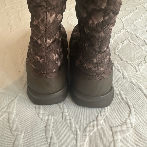 NEW NORTH FACE Women’s Winter Boots Size 9 - Picture 8 of 11
